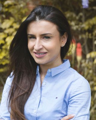 Photo of Paulina Szkolnik, Psychologist, MA, HCPC - Couns. Psych.