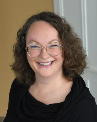 Photo of Carolyn Engberg, Counselor, tLMHC, MA