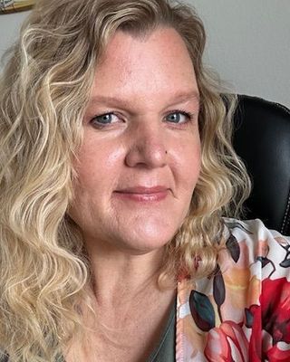 Photo of April Burrows, LMFT Associate, LMFTA