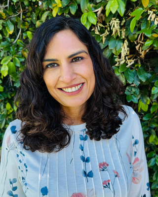 Photo of Sabrina Naqvi, Marriage & Family Therapist, MA, LMFT
