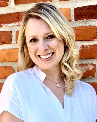 Photo of Amber May, LPC Intern in Lafayette, LA