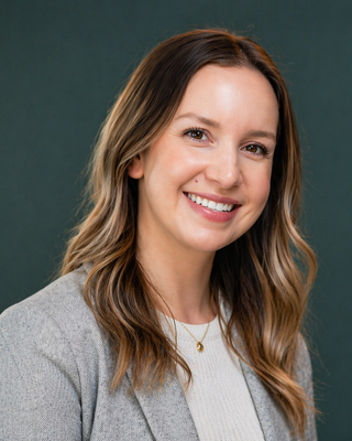 Photo of Rachel Iris Downey, Psychologist, PhD, C Psych