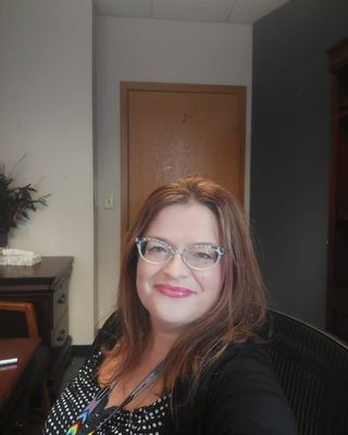 Photo of Rebecca Dallas, Licensed Mental Health Counselor Associate, MA, LMHCA, SUDP, DCR