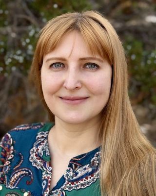 Photo of Jenya Veren, Marriage & Family Therapist, MS, LMFT