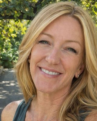 Photo of Elizabeth Brothers, Licensed Professional Counselor, MS, LPC-S, RPT-S