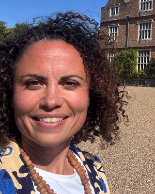 Photo of Dr Rachel Fettiplac, Psychiatrist, MBBS