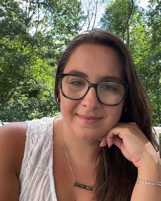 Photo of Erin Mathews, Licensed Mental Health Counselor, LCPC