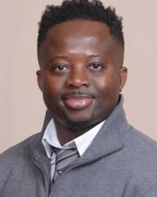 Photo of Eric Omari, Psychiatric Nurse Practitioner, MSN, APRN, PMHNP-B