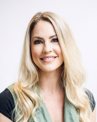 Photo of Hollie Pool, Marriage & Family Therapist, LMFT
