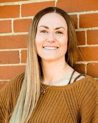 Photo of Jenna Ashby, Counsellor, MACP, CCC