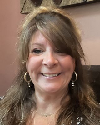 Photo of Kelly Singer, Licensed Professional Counselor, LPC