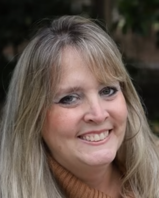 Photo of Trisha Overton, Licensed Professional Counselor, LPC, MHSP