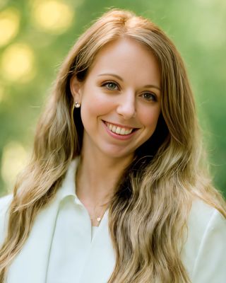 Photo of Danielle DeFrancesco, Licensed Clinical Mental Health Counselor in Carmel, Charlotte, NC