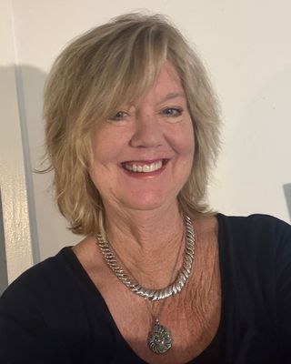 Photo of Dr. Jennifer Harp, Psychologist, PhD, CGP
