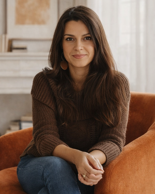 Photo of Giulia P. Davis, Marriage & Family Therapist, MA, LMFT