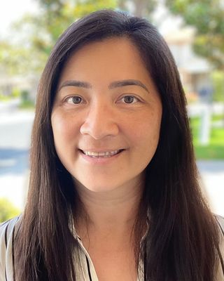 Photo of Phuong Quach, Marriage & Family Therapist, LMFT