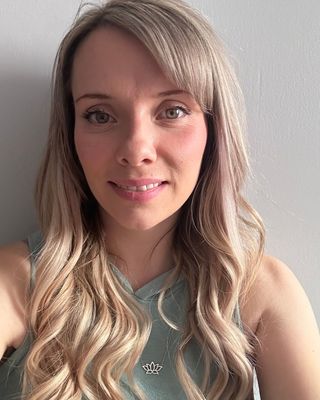 Photo of Danika Parrill, Counsellor, BN, RN, MACP, CCC