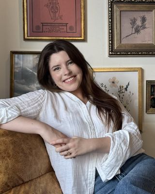 Photo of Savanna Greer, Registered Psychotherapist (Qualifying), RP(Q)