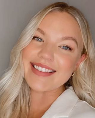 Photo of Megan Hunter, Counsellor, MACP, Bsc Psy, DPCRIM