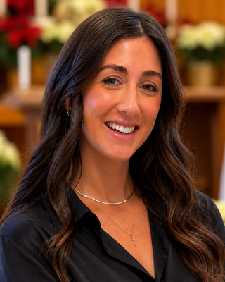 Photo of Gabrielle Navarra, Counselor, LMHC