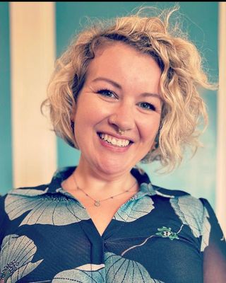 Photo of Dr. Ashley Sweet - Dr. Ashley Sweet, Sex + Relationship Therapist, Licensed Professional Counselor, PhD, LPC, LMHC, LCPC, CST