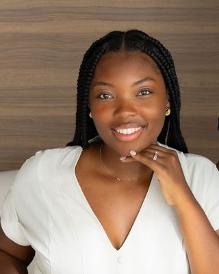 Photo of Nasia James - Nas James - EMDR Therapist for Anxiety & Trauma, Marriage & Family Therapist Intern, RMFTI, EMDR