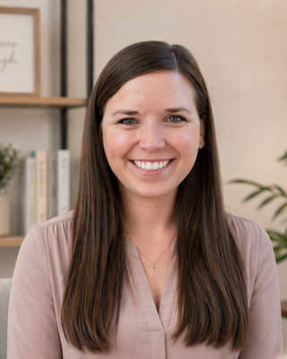 Photo of Ashley Johns Hinder - Ashley Johns Hinder, LCSW - Anxiety & OCD Therapy, Clinical Social Work/Therapist, LCSW