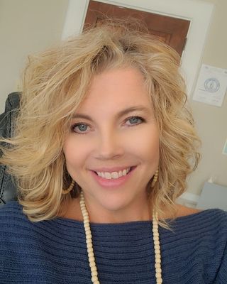 Photo of Laura L Truesdale, Clinical Social Work/Therapist, LISW-CP, MAC, LAC
