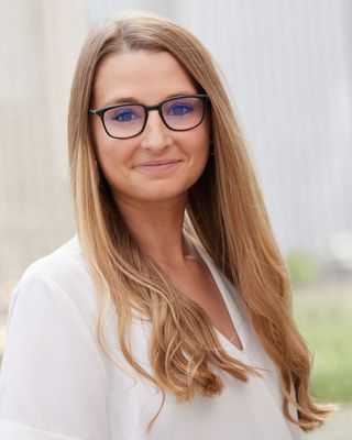 Photo of Nina Bednarz, Pre-Licensed Professional in Chicago, IL