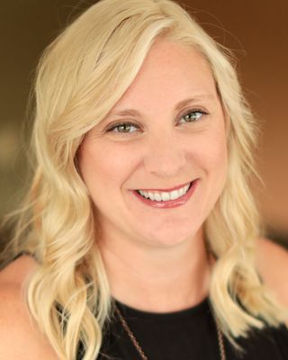Photo of Noelle Tollefson-Schenck
