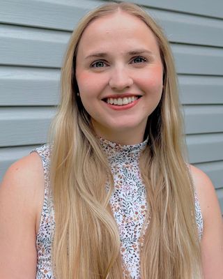 Photo of Melanie Moore, Registered Psychotherapist (Qualifying), MA