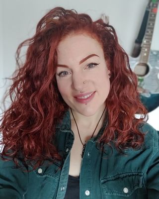 Photo of Lydia Parsons, Psychotherapist in Brampton, England