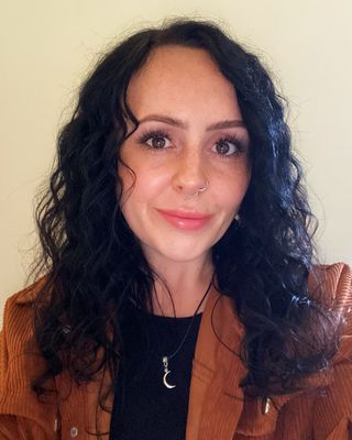 Photo of Sadie Anne Paulucy, Counsellor, MSc, MBACP