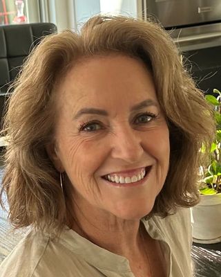 Photo of Dianne Nicholas, Marriage & Family Therapist, LMFT