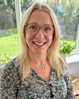 Photo of Rachel Brown, Counsellor, MBACP Accred