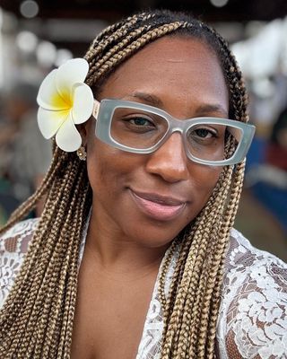 Photo of Shanda Howell - Shanda Hearts, Licensed Clinical Mental Health Counselor, BSN, RN, LCMHC