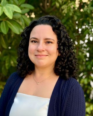 Photo of Dihana Ruiz, Psychiatric Nurse Practitioner, DNP, APRN, PMHNP