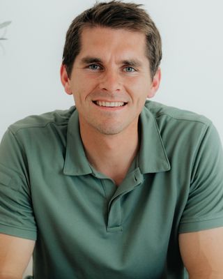 Photo of Aaron (AJ) Frazier, Pre-Licensed Professional, MFT-I