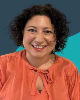 Photo of Dr. Steph Golden, Psychologist, PsyD