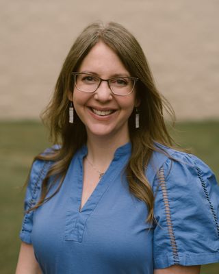 Photo of Julie Perna, Marriage & Family Therapist, MMFT, LMFT