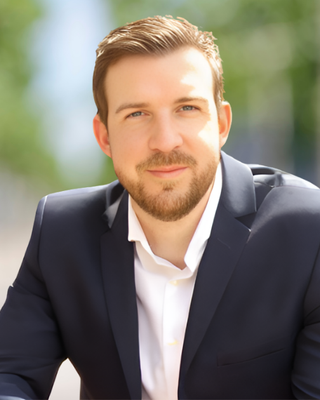 Photo of Aaron Plant - TherapyHelps, Psychotherapist, MSc, MBABCP