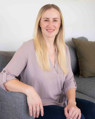 Photo of Elle Michel, Marriage & Family Therapist, LMFT