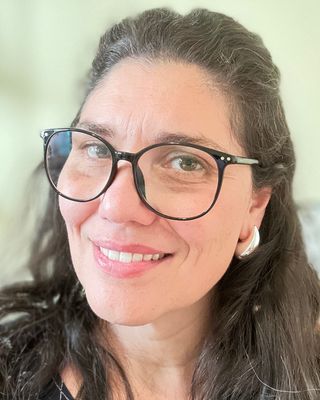 Photo of Dr. Andreia De Almeida Schulte, Psychologist, LP