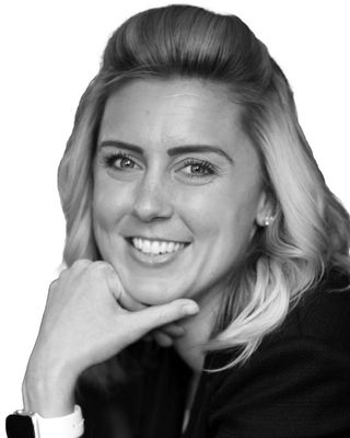 Photo of Lauren Toneck, Psychiatric Nurse Practitioner, PMHNP