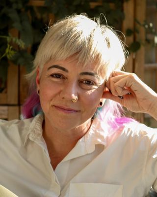 Photo of Sarah J Mark, Marriage & Family Therapist, MA, MFT