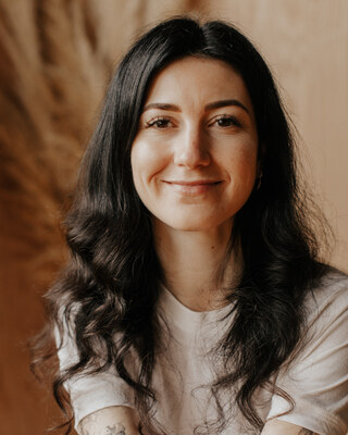 Photo of Lora Ivanova Kim, Counselor in Seattle, WA