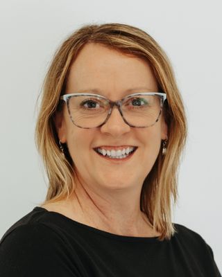 Photo of Cindy K Davis, Clinical Social Work/Therapist, LCSW, CCTP