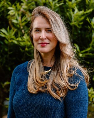 Photo of Julia Hamon, Licensed Mental Health Counselor Associate