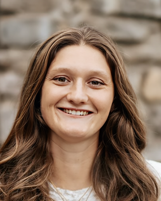 Photo of Niamh Rawlins, Licensed Professional Counselor, LPC