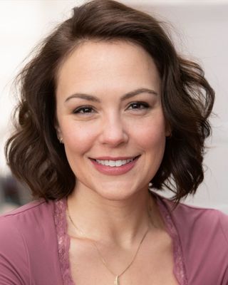 Photo of Renee Brna, Pre-Licensed Professional